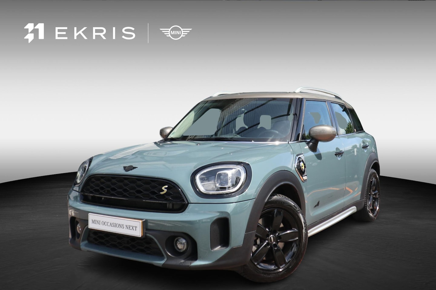 MINI Countryman - Cooper SE ALL4 Classic | Stoelverwarming | Achteruitrijcamera | Comfort Access - AutoWereld.nl