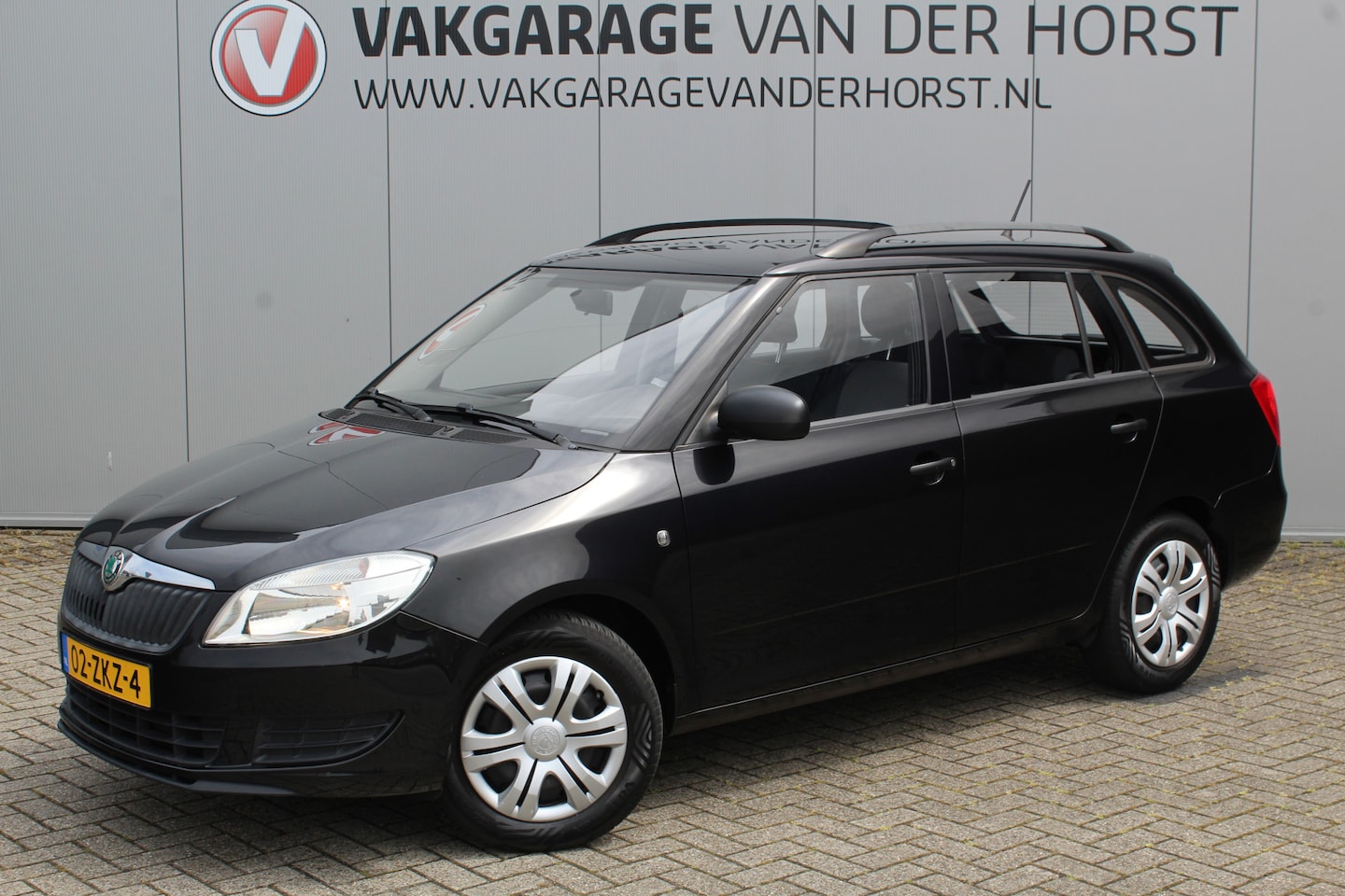 Skoda Fabia Combi - 1.2-86pk TSI Arctic. Zeer praktische station met een riante kofferruimte ! Airco, elektr. - AutoWereld.nl