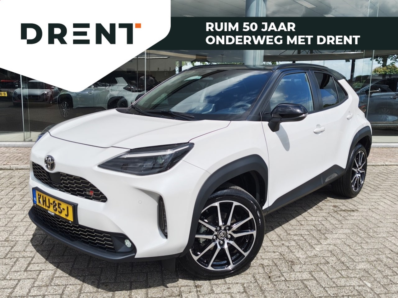 Toyota Yaris Cross - 1.5 Hybrid 130 GR SPORT | Sensoren v/a | El. Achterklep | Androi - AutoWereld.nl