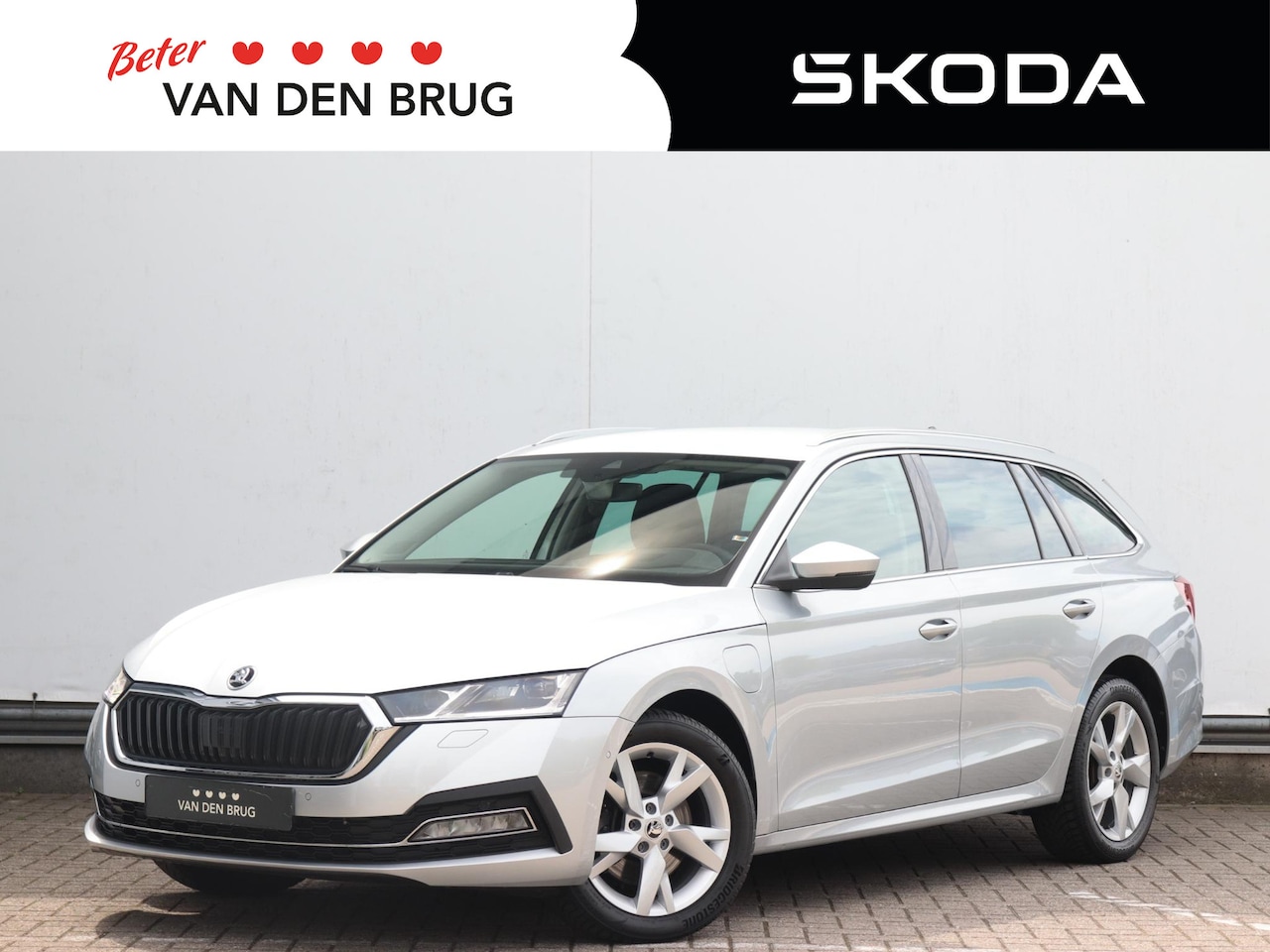 Skoda Octavia Combi - 1.4 TSI iV PHEV Style | Head-up | Elektrische klep | Memory | Dodehoekdetectie | Camera | - AutoWereld.nl