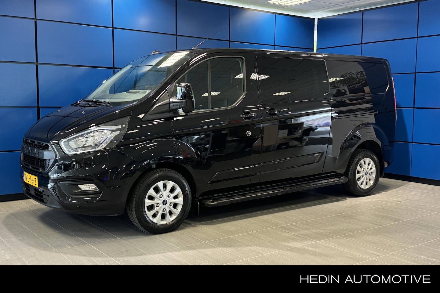 Ford Transit Custom - 300 2.0 TDCI L2H1 Limited DC 300 2.0 TDCI 170PK L2H1 Limited DC - AutoWereld.nl