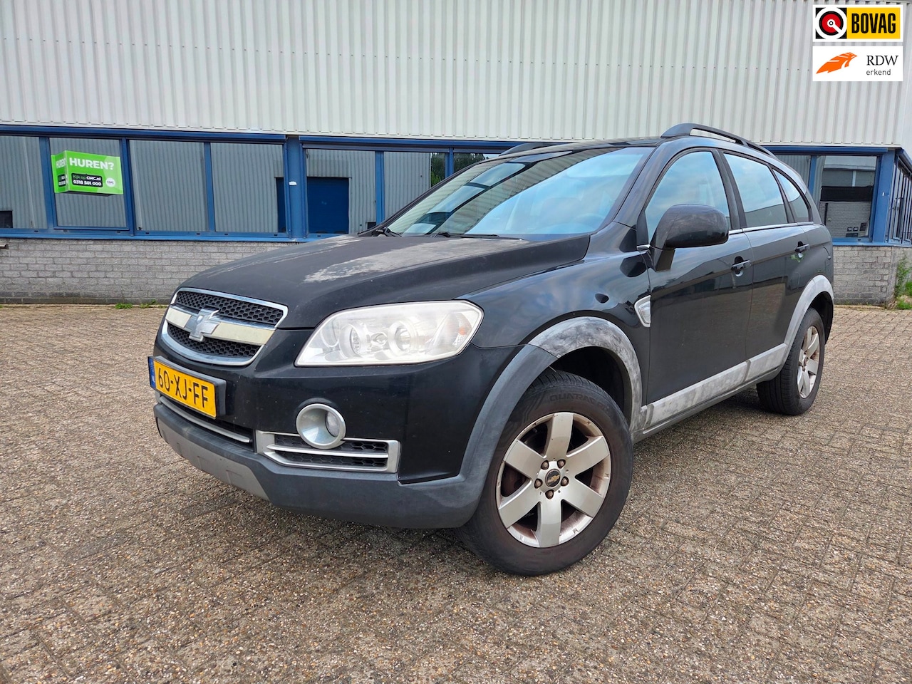 Chevrolet Captiva - 2.4i Style 2WD | Export | APK 04-2027 - AutoWereld.nl