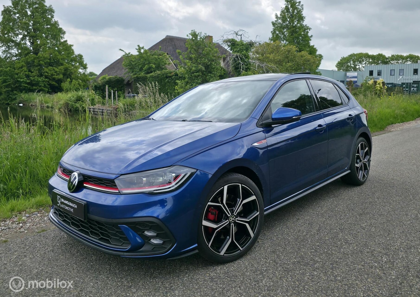 Volkswagen Polo - 2.0 TSI GTI / Pano / Beats / Carplay - AutoWereld.nl