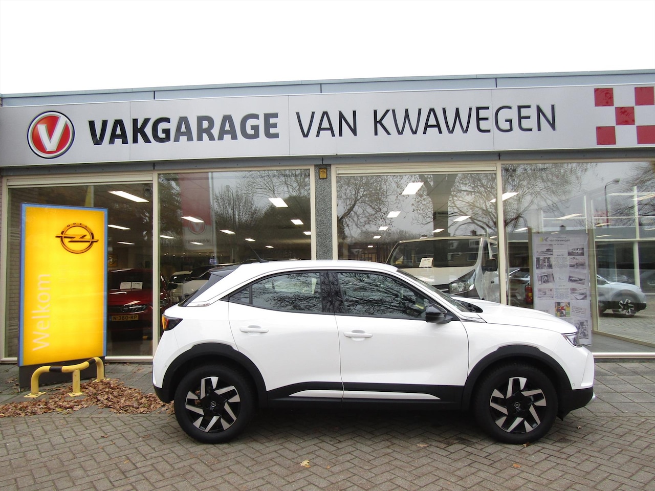 Opel Mokka - 130 PK AUTOMAAT APPLE CARPLAY 17" L.M. - AutoWereld.nl