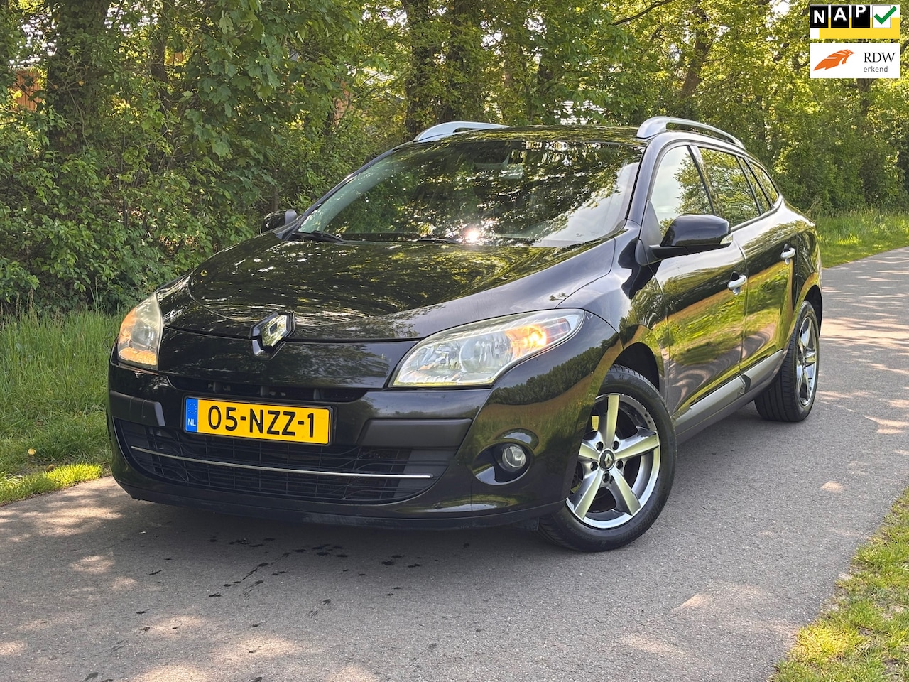 Renault Mégane Estate - 1.4 TCe Dynamique | Navi + Cruise Nu € 1.975,- !!! - AutoWereld.nl