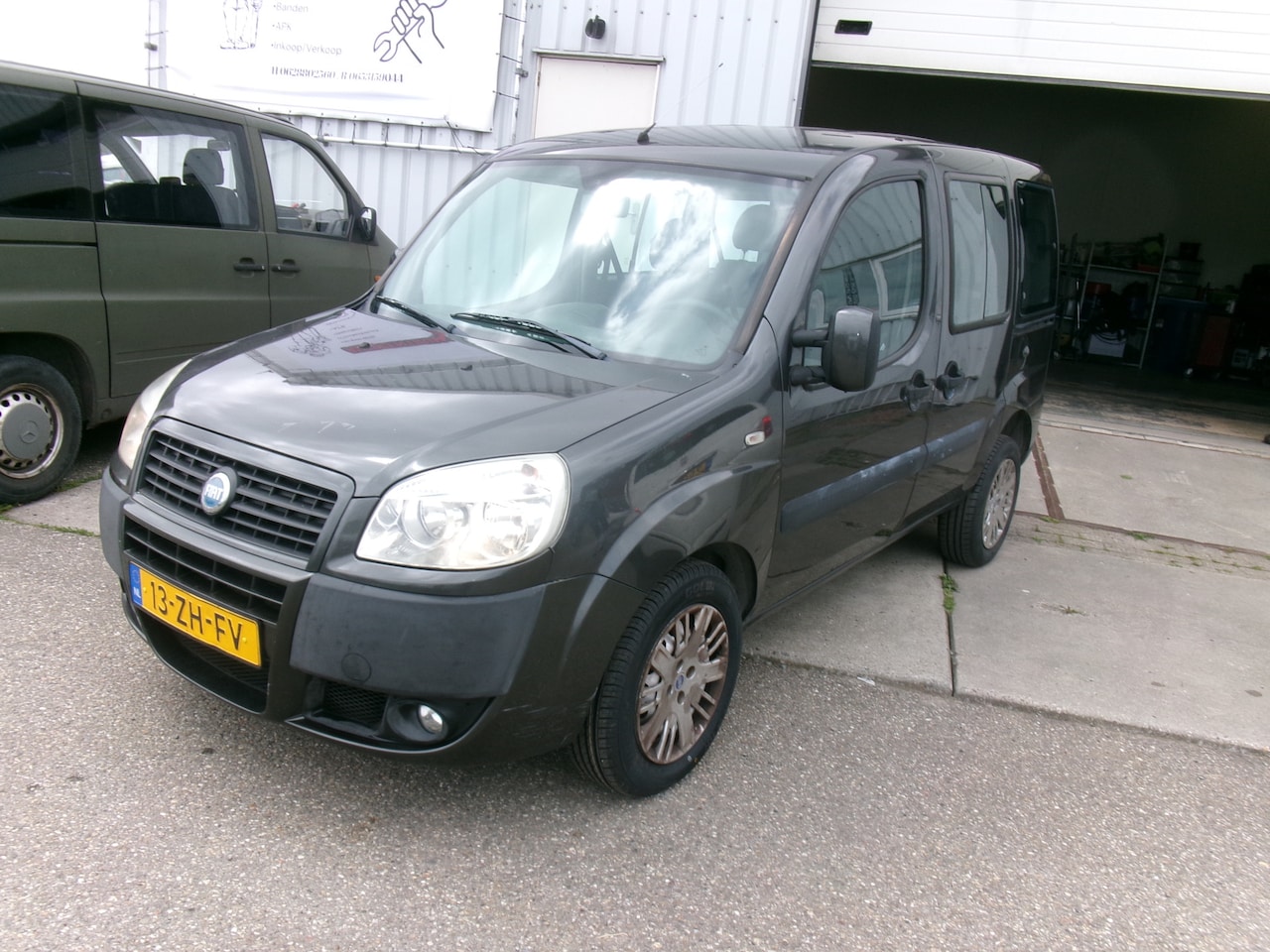Fiat Doblò - 1.4 Dynamic krasjes op de deuren - AutoWereld.nl