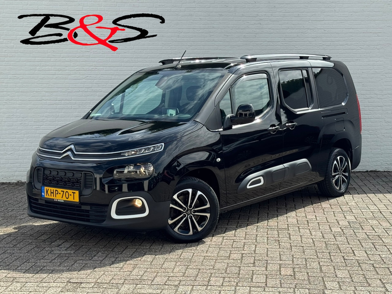 Citroën Berlingo XL - 1.2 PureTech Shine 7p Trekhaak All-Season Banden, Carplay, Navi, Parkeersensoren, Climate - AutoWereld.nl