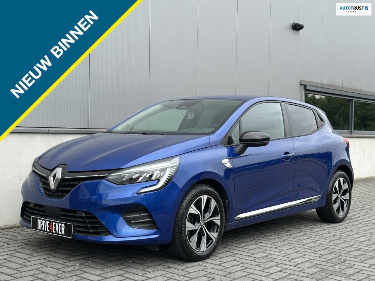 Renault Clio - 1.0 TCe Limited | NAVI | PDC | AIRCO | SPORTVELGEN - AutoWereld.nl