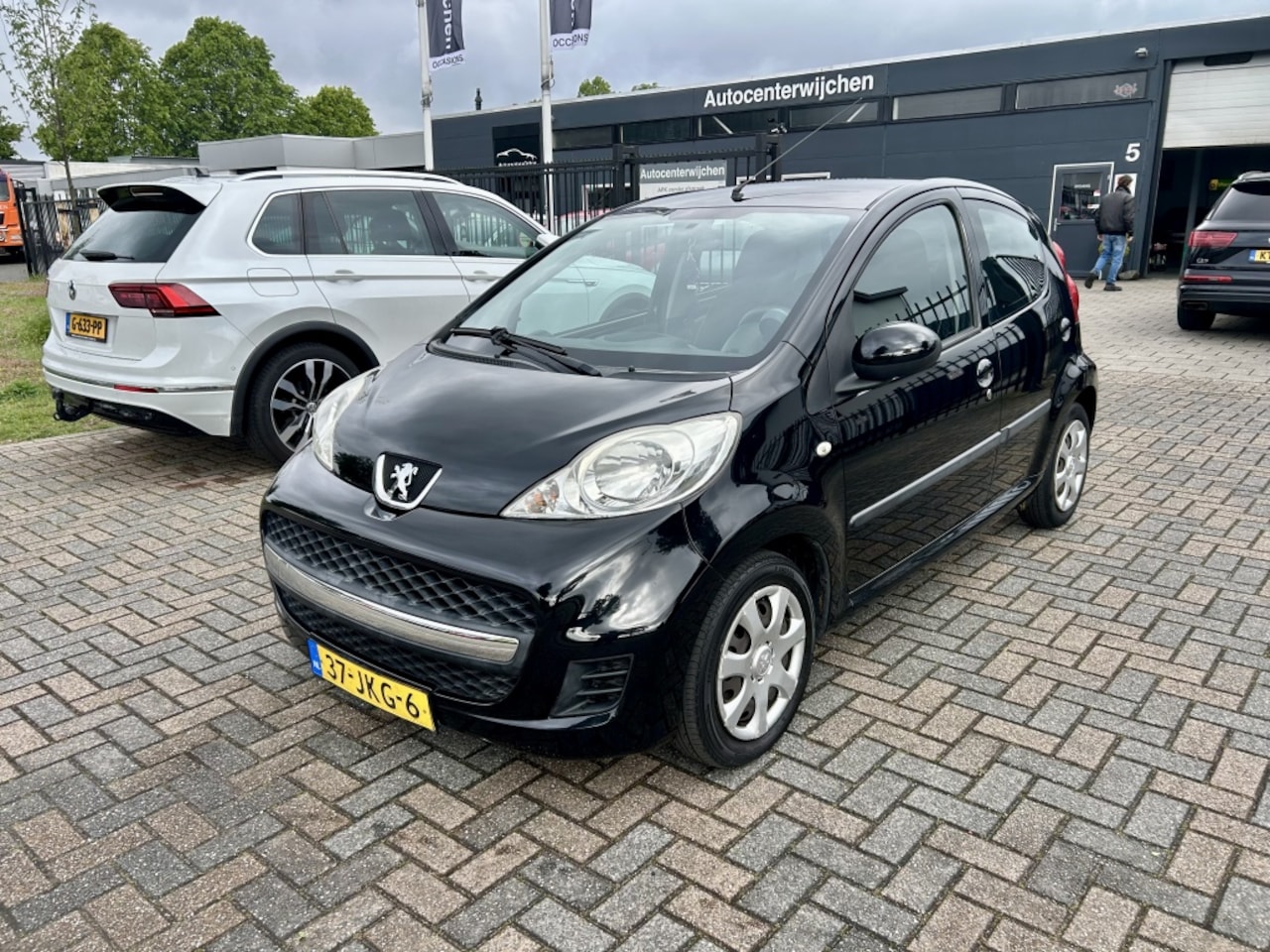 Peugeot 107 - 1.0-12V XR - Airco - Nwe Apk - AutoWereld.nl