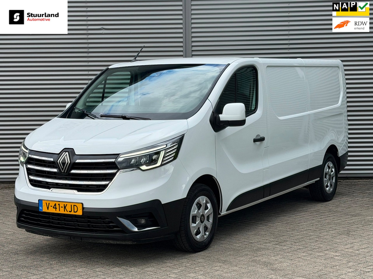 Renault Trafic - 2.0 dCi 130 L2H1 Facelift Clima/ Navi/ PDC/ Trekhaak/ 3zits/ - AutoWereld.nl