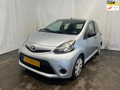 Toyota Aygo - 1.0 VVT-i Comfort - Schade