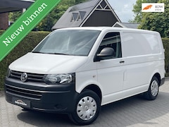 Volkswagen Transporter - 2.0 TDI L1H1 | TREKHAAK | LAADVLOER | NAVIGATIE | BLUETOOTH