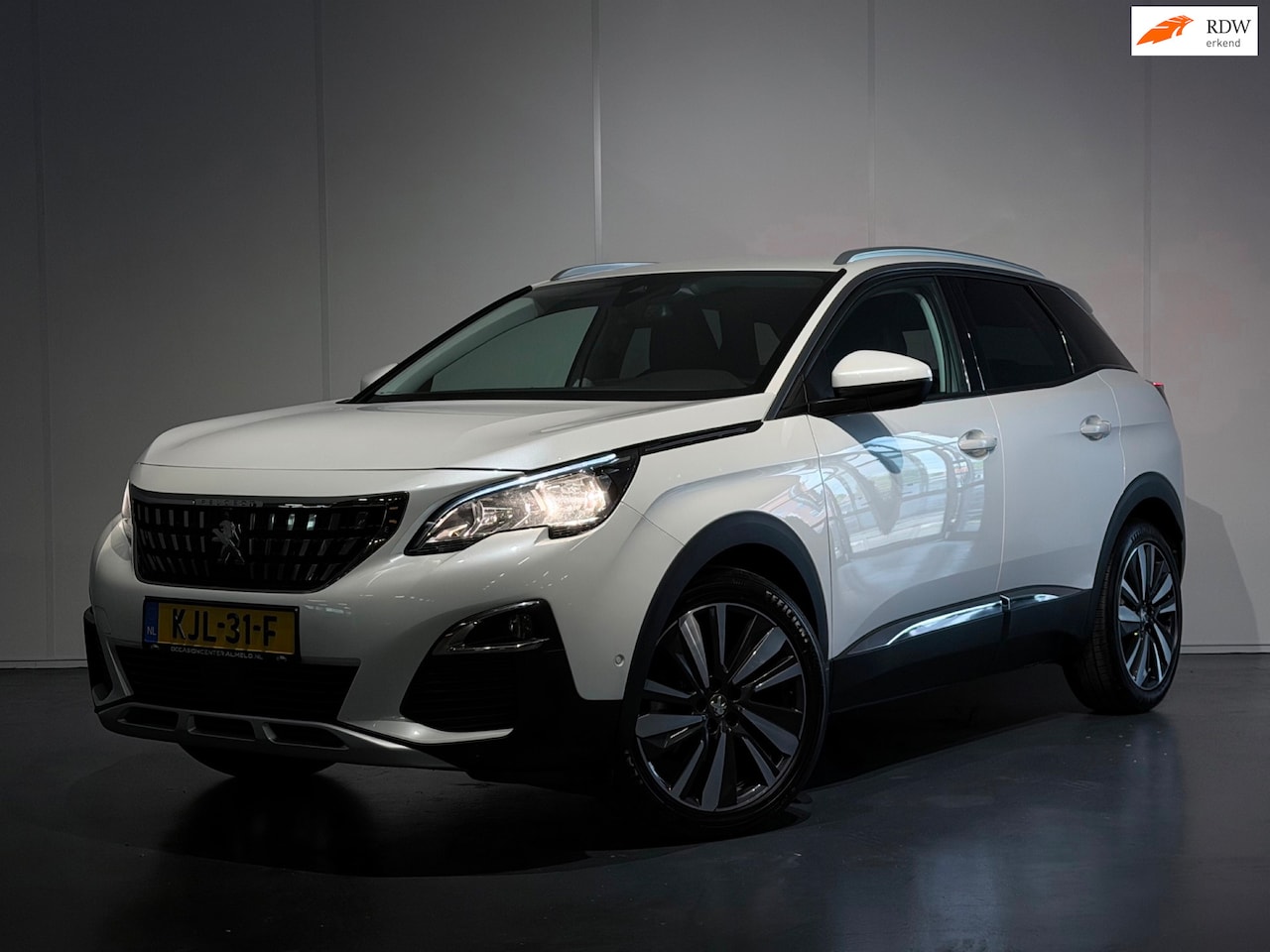 Peugeot 3008 - 1.2 PureTech Allure AUT /Clima/ACC/Camera/LED/KeyLess/CarPlay/DodeHoek/LaneAss - AutoWereld.nl