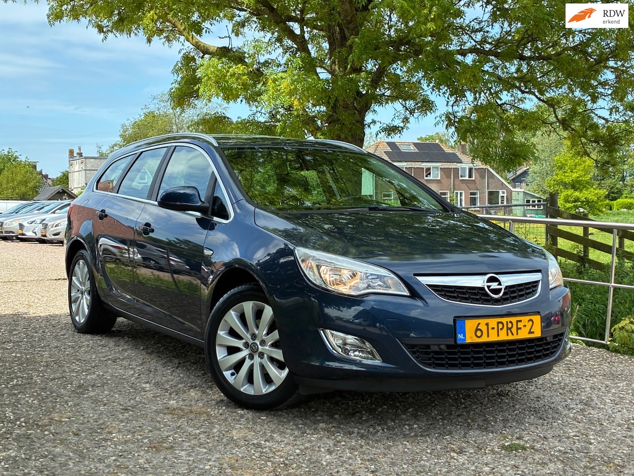 Opel Astra Sports Tourer - 1.4 Turbo Cosmo | '' 122.000 Km '' + Cruise + Clima + Navi Nu € 5.975,-!!! - AutoWereld.nl