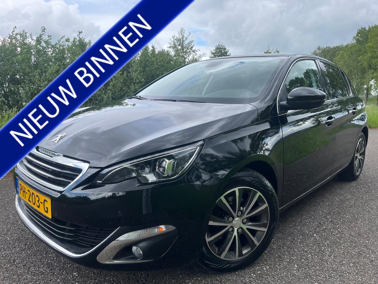 Peugeot 308 - 1.2 PureTech Blue Lease Premium 1.2 PureTech Blue Lease Premium - AutoWereld.nl