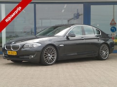 BMW 5-serie - 535i Upgrade Edition, Afn.Trekhaak / Leder / Xenon / Sensoren V + A / Bluetooth / Stoelver