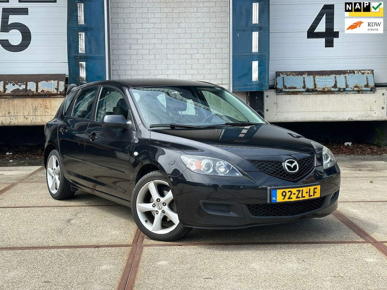 Mazda 3 Sport - 1.6 Touring 1.6 Touring (CarPlay+Cruis+CAMERA+ONDERHOUD) - AutoWereld.nl