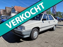 Renault 9 - R 9