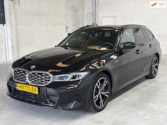 BMW 3-serie Touring - M340i xDrive|M sport|Panoramadak|Memory| 360 camera