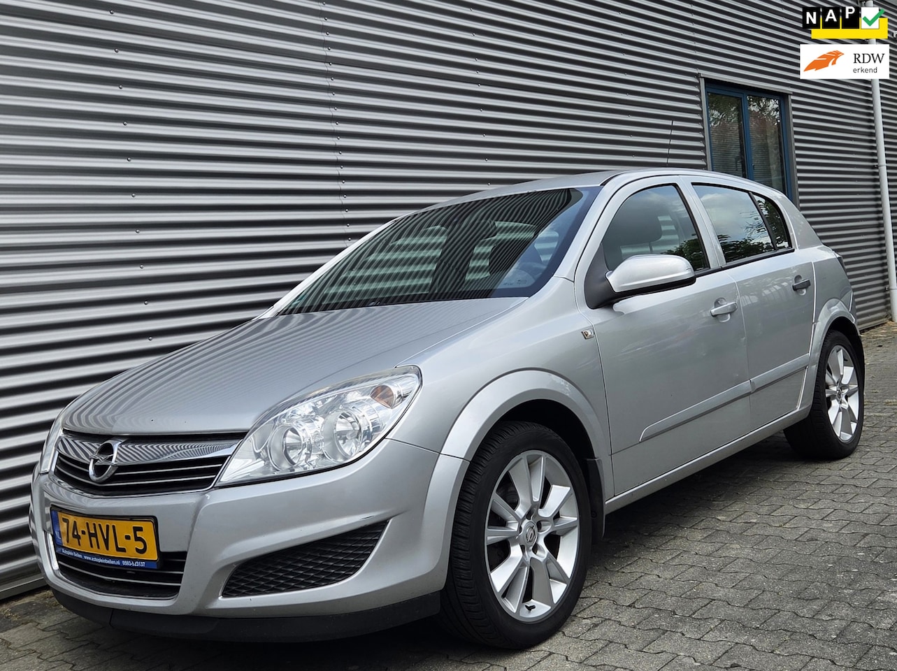 Opel Astra - 1.8 Edition 5drs 03-2009 Reflexzilver Metallic - AutoWereld.nl