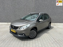 Peugeot 2008 - 1.2 PureTech Allure | AUTOMAAT | TREKHAAK | PANO | BLUETOOTH | STOELVERW | CC | PDC | APK