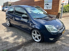 Ford Fiesta - 1.4-16V Ambiente wolfburg nieuwe apk