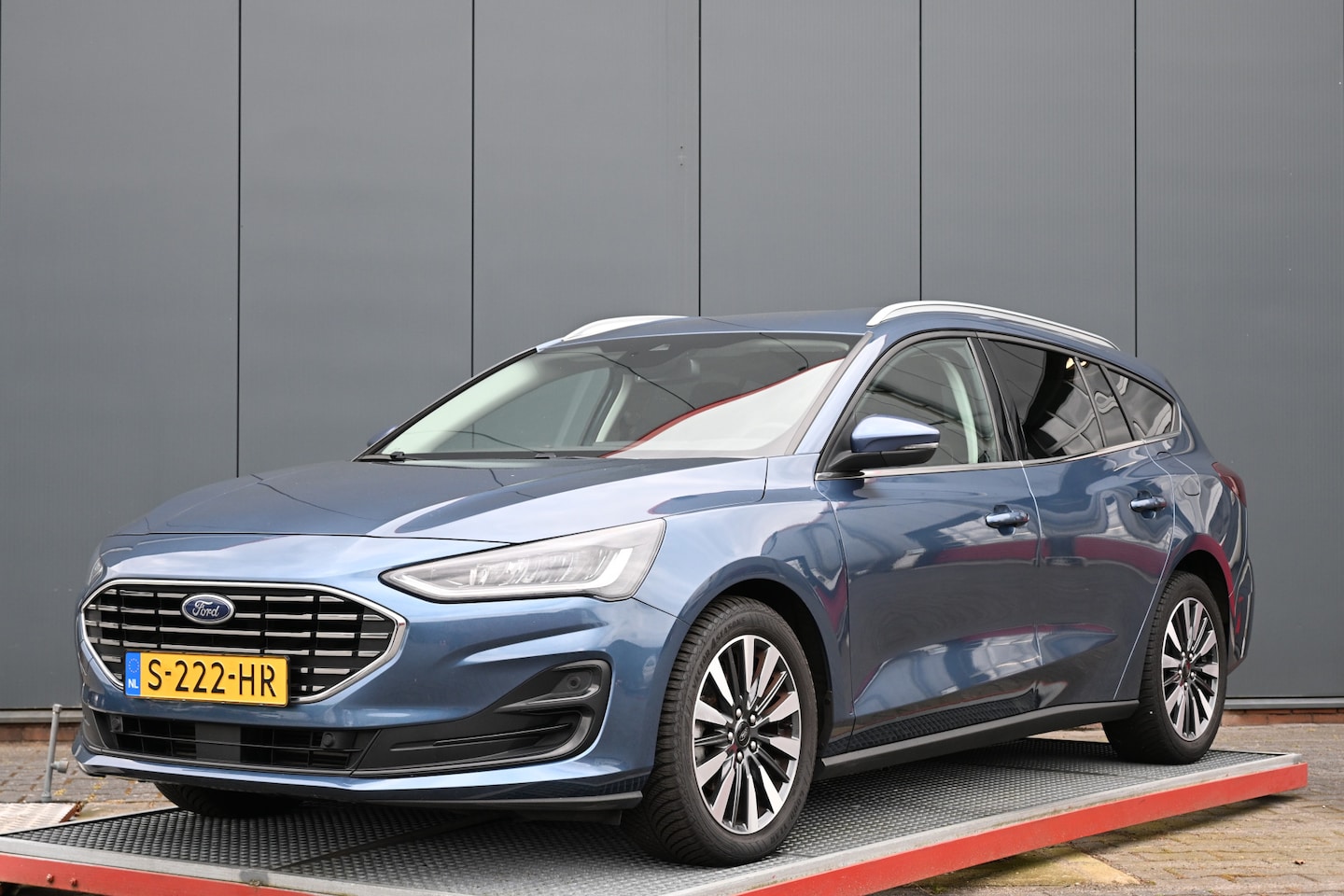 Ford Focus Wagon - 1.0 EcoBoost Hybrid Titanium X 1.0 EcoBoost Hybrid Titanium X b&o audio - AutoWereld.nl
