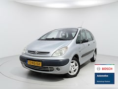 Citroën Xsara Picasso - 2.0i-16V Différence PANO - AUTOMAAT - TREKHAAK
