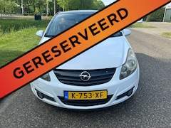 Opel Corsa - 1.2-16V Color Edition AIRCO