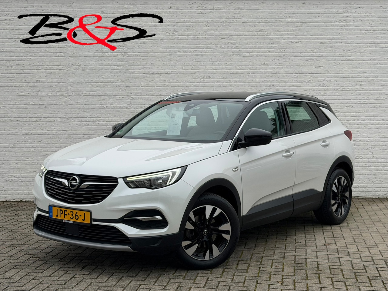 Opel Grandland X - 1.2 Turbo Innovation Automaat Cruise control Dodehoek detectie Apple/Android Carplay Clima - AutoWereld.nl