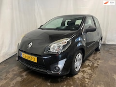 Renault Twingo - 1.2-16V Dynamique - Schade