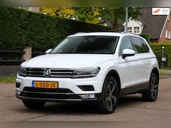 Volkswagen Tiguan - 2.0 TSI 4Motion Highline | NAVI | CLIMA | CRUISE | LED | TREKHAAK | ZEER MOOIE GOED ONDERH