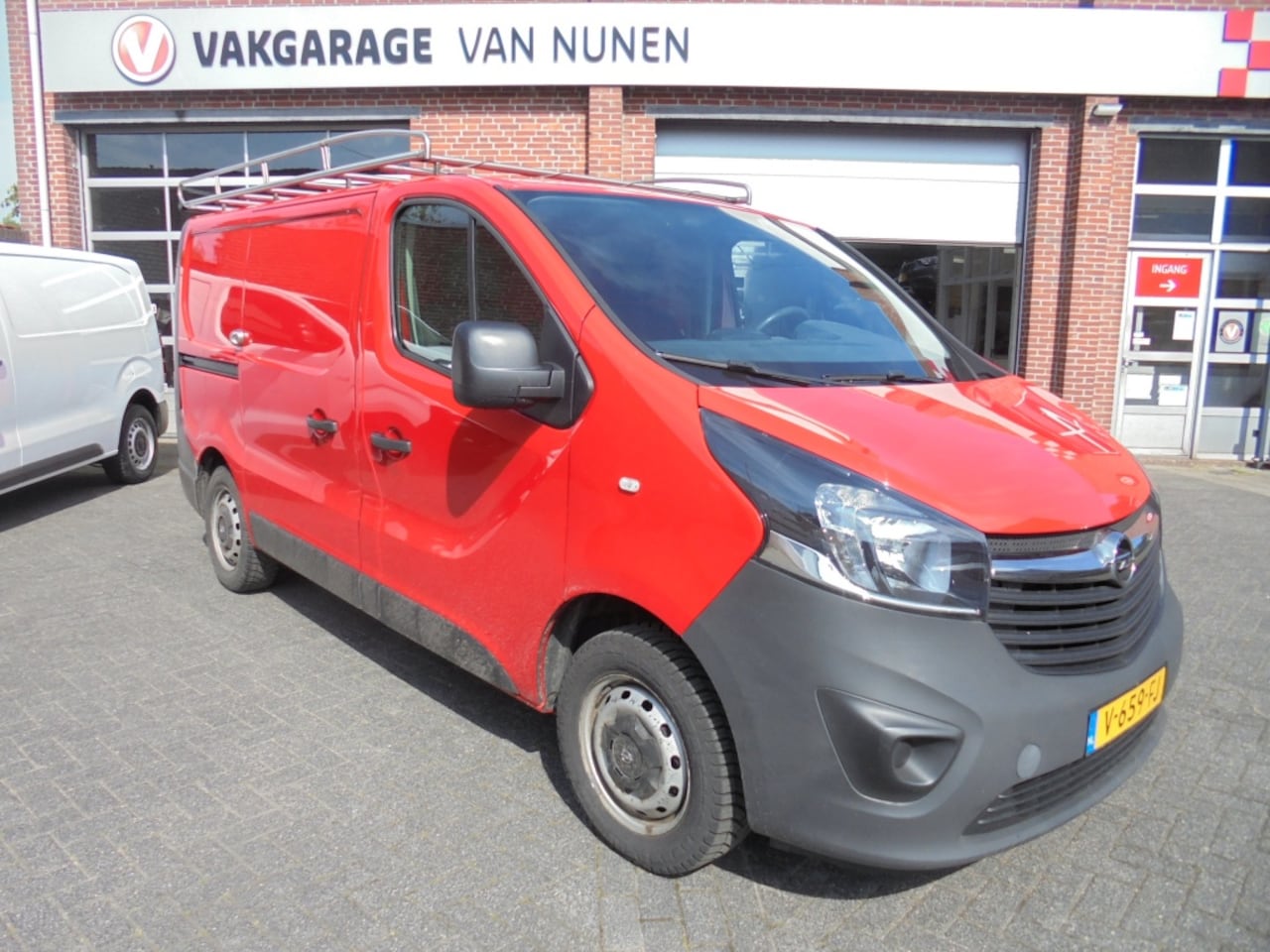Opel Vivaro - 1.6 CDTI L1H1 Ed Eco - AutoWereld.nl