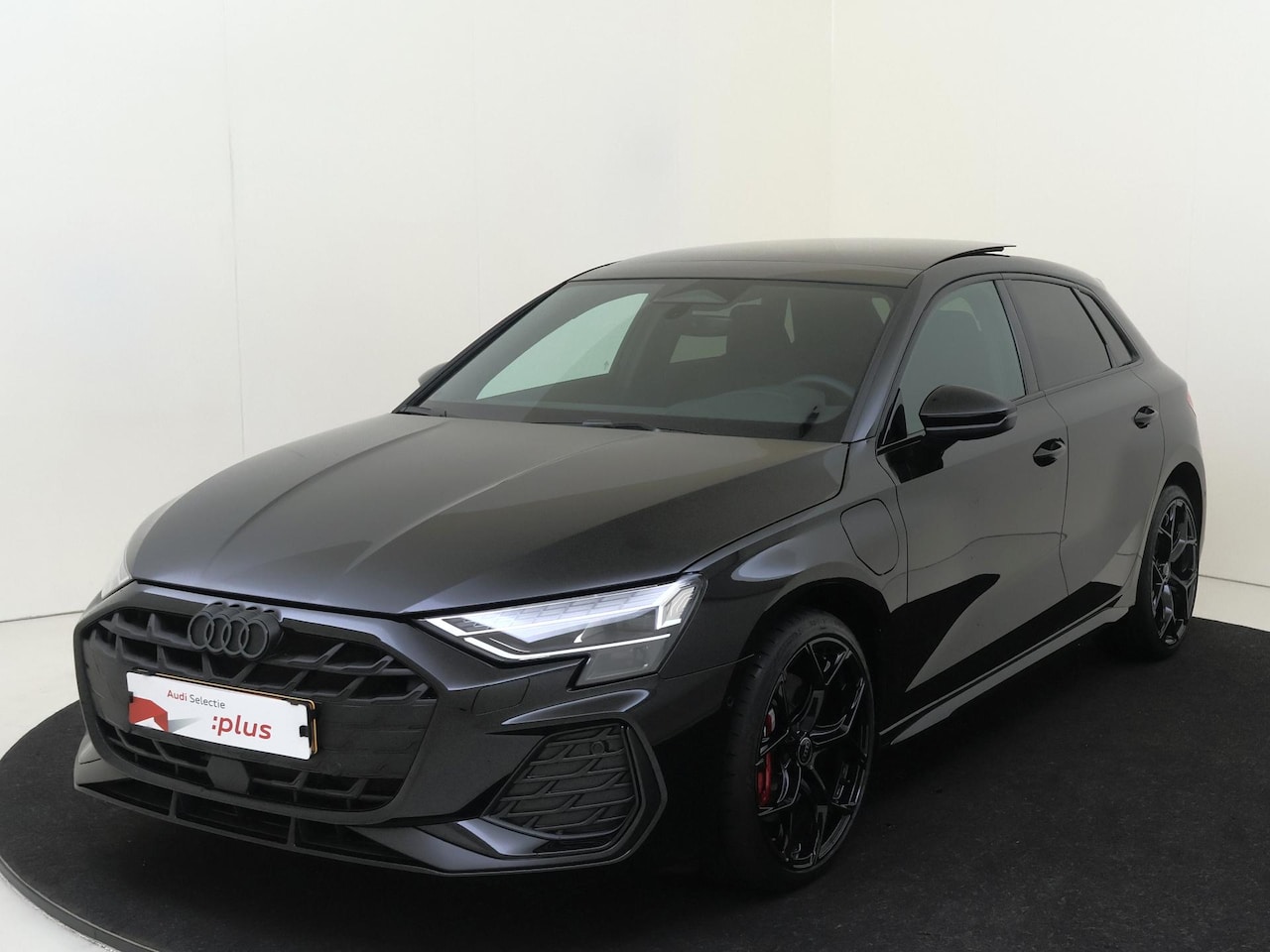 Audi A3 Sportback - 45 TFSI e S edition Competition 45 TFSI e S edition Competition - AutoWereld.nl