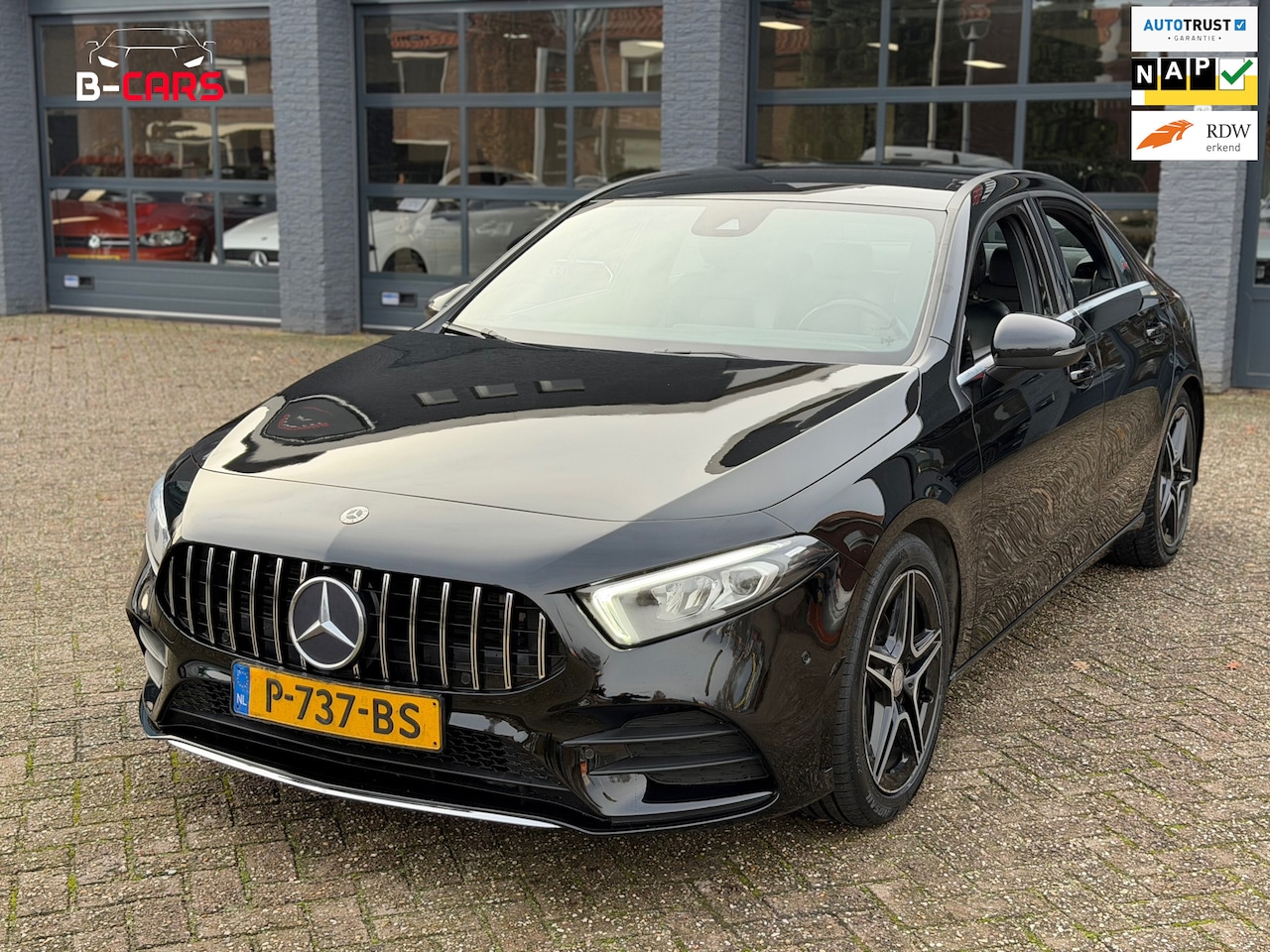 Mercedes-Benz A-klasse - 200 A35 AMG|Xenon|Leer|Stoelvw|Xenon|Camera|Nap!! - AutoWereld.nl