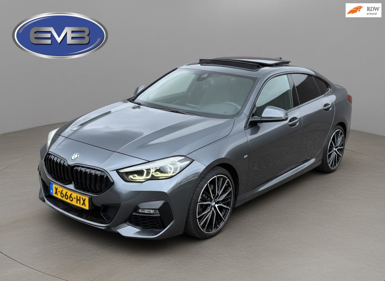 BMW 2-serie Gran Coupé - 218i AUTOMAAT M- Sport pakket, panoramadak,stoelverwarming, adaptief cruise controle, 19 i - AutoWereld.nl
