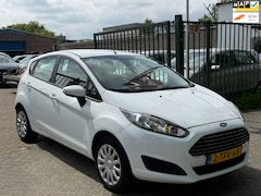 Ford Fiesta - 1.0 Style Zeer netjes airco elektrische ramen cv op afs