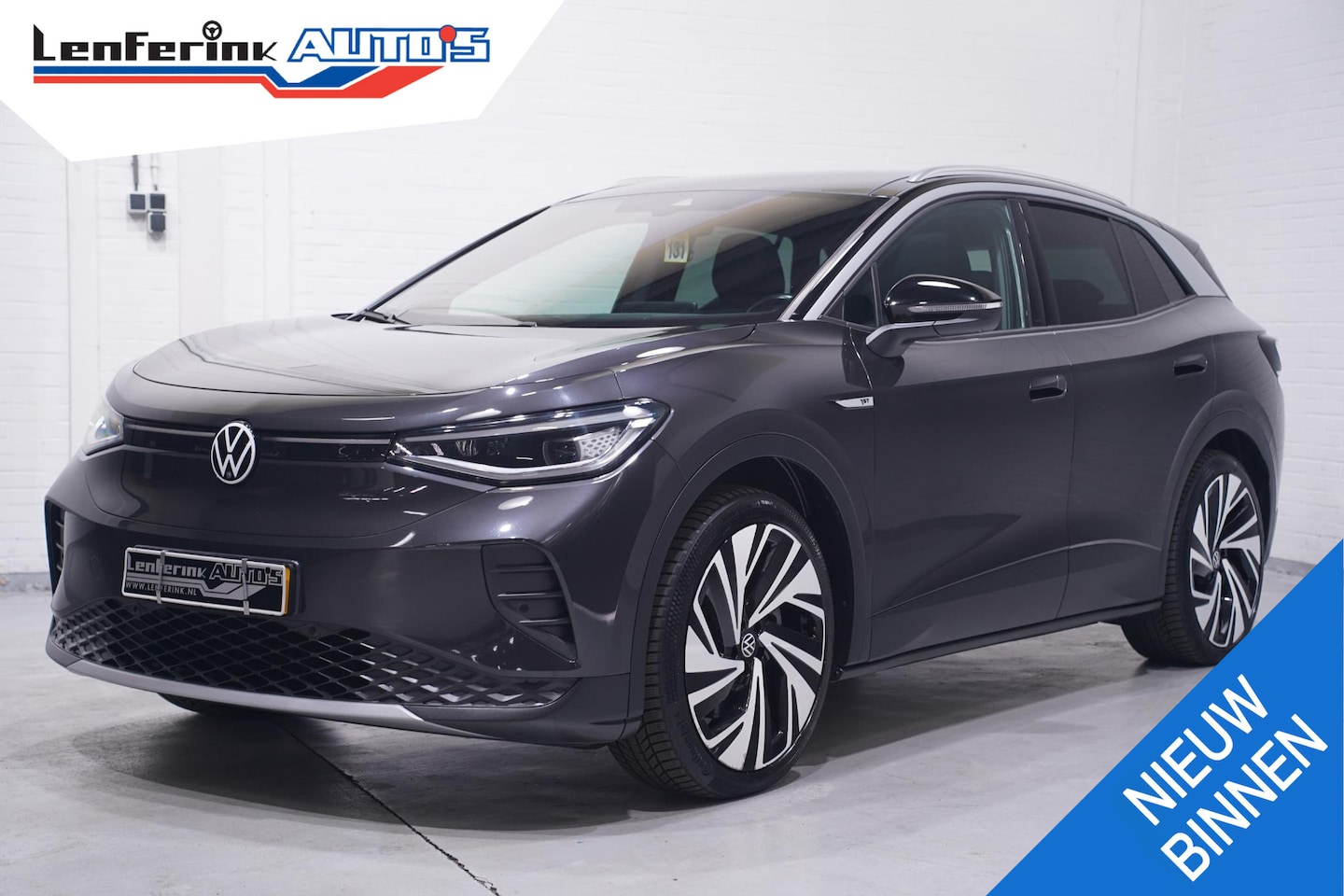 Volkswagen ID.4 - First Max 77 kWh 1e Eig. NAP Panodak Leder Memory Led Matrix  Camera 360 Apple Carplay Sto - AutoWereld.nl