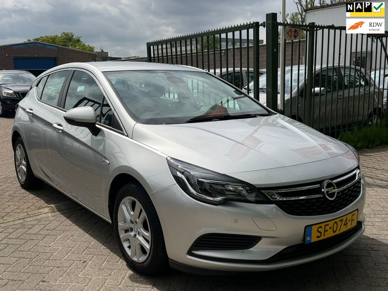 Opel Astra - 1.0 Business+ 2e eigenaar dealer onderhouden airco cruis navigatie - AutoWereld.nl