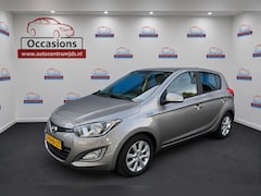 Hyundai i20 - 1.2i i-Deal