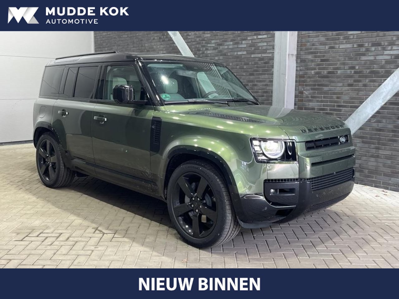 Land Rover Defender 110 - 2.0 P300e X-Dynamic HSE | FACELIFT | ClearSight | Meridian Surround | Head-Up | ACC | Pano - AutoWereld.nl