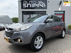 Hyundai ix35 - 2.0i Business Edition -AUTOMAAT-CLIMA-CRUISE-OPEN DAK-TREKHAAK-1600 KG TREKGEWICHT-ORIGINE