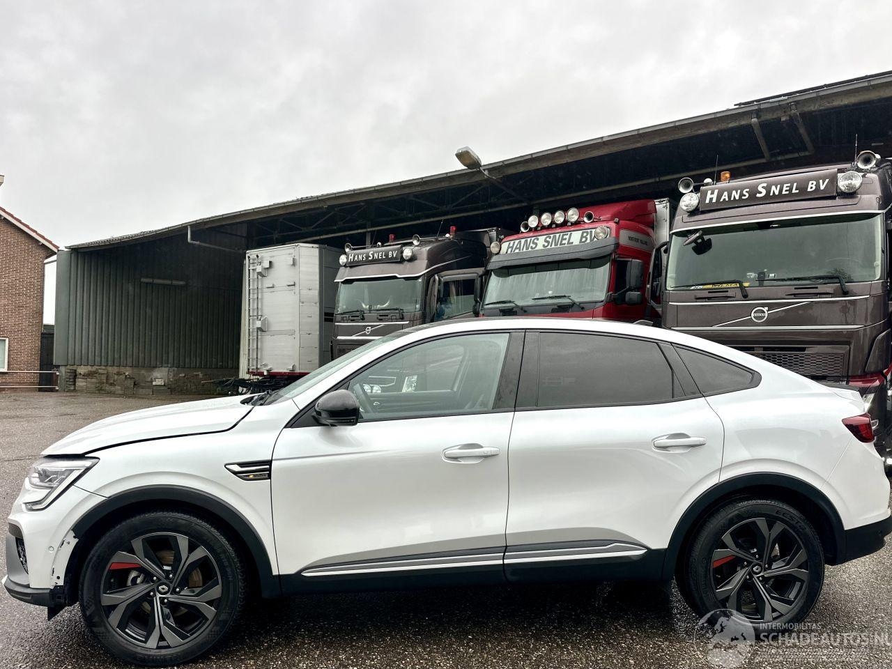 Renault Arkana - 1.6 E-Tech Hybrid 145 R.S. Line - AutoWereld.nl