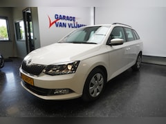 Skoda Fabia Combi - 1.0 TSI Ambition Airco Trekhaak Cruise control