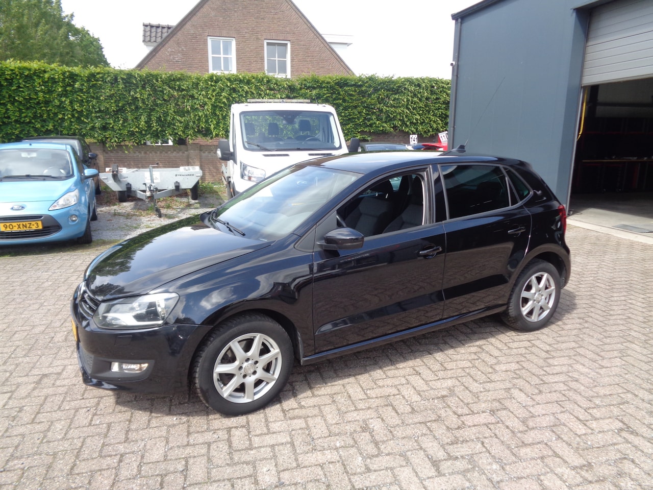 Volkswagen Polo - 1.2 TSI Highline Ecc, PDC, Camnera, Carplay/android, LM velgen - AutoWereld.nl