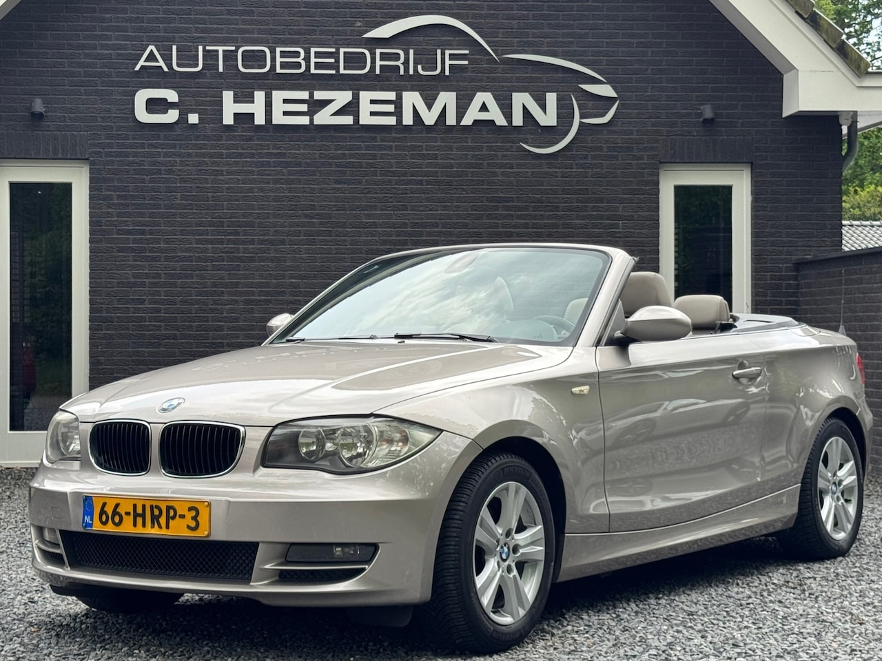 BMW 1-serie Cabrio - 118i High Executive Navigatie Leder Cruise Control Navigatie - AutoWereld.nl