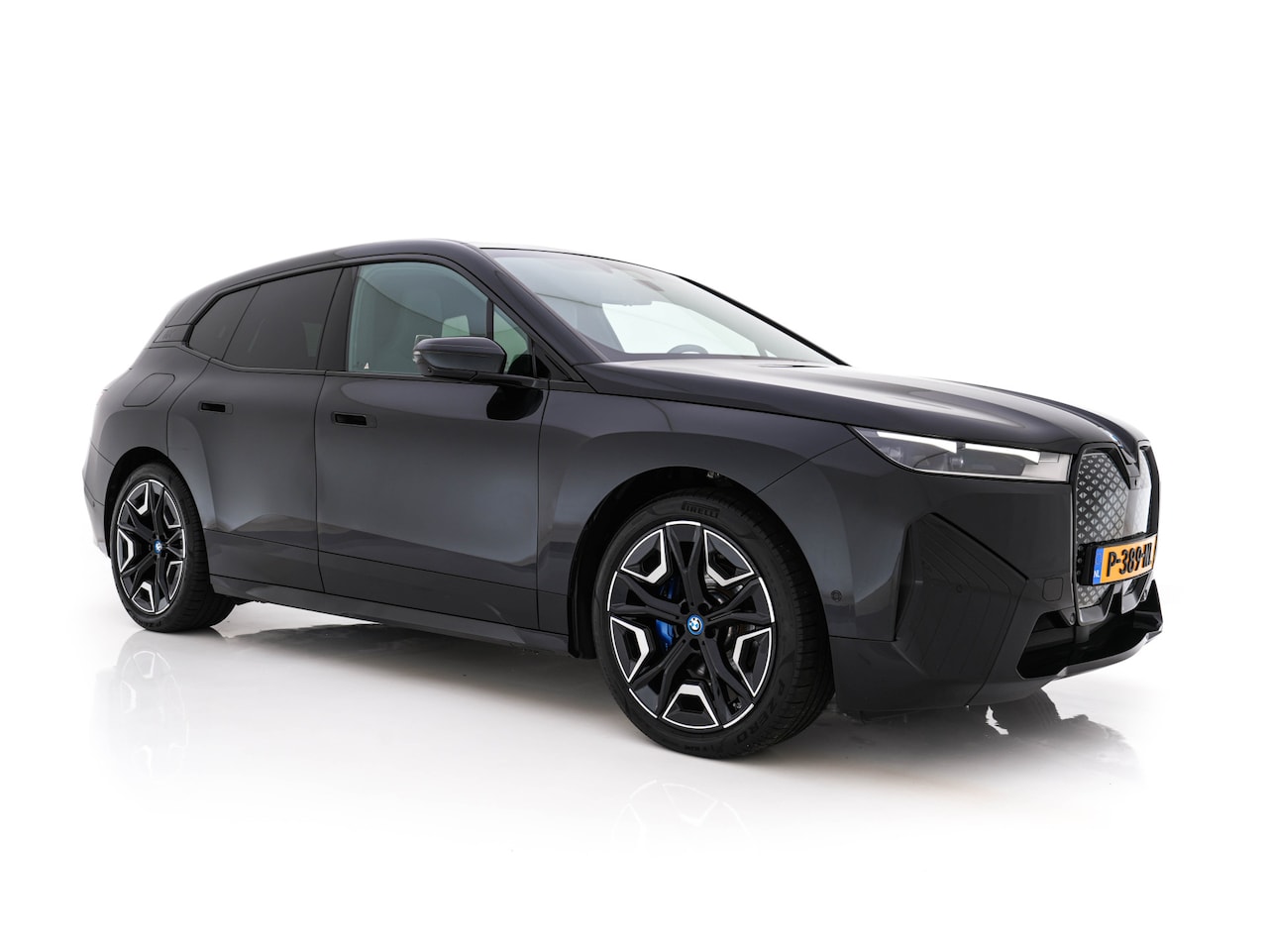 BMW iX - xDrive40 High Executive 77 kWh (INCL-BTW) *PANO | HEAD-UP | LEATHER | TOPVIEW | FULL-LED | - AutoWereld.nl