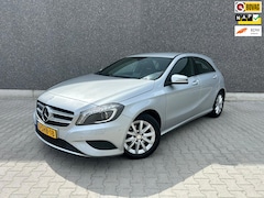 Mercedes-Benz A-klasse - 180 Ambition | AUTOMAAT | NAVI | BLUETOOTH | CC | PDC | APK T/M 12-3-2027 | GROTE BEURT |