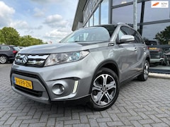 Suzuki Vitara - 1.6 High Executive Allgrip | Automaat | Trekhaak | Camera | Stoel Verwarming | Pano | Crui