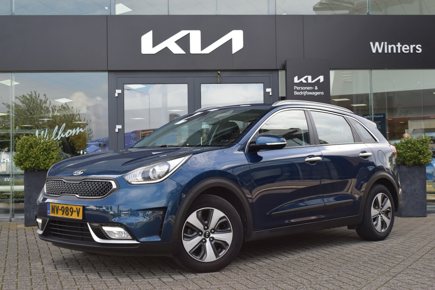Kia Niro - 1.6 GDi Hybrid First Edition | Trekhaak | Cruise + Climate Control | Navigatie | Tot 10Jr. - AutoWereld.nl